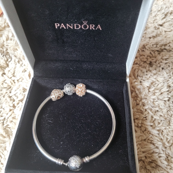 Pandora bracelets. - Picture 5 of 5